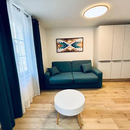 Stylish Studio In The Center Of Senlis Apartment Senlis  Luaran gambar
